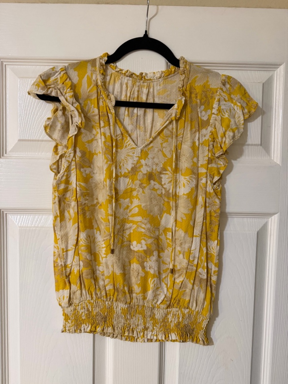 Women’s Yellow Floral Ruffle Sleeve Top